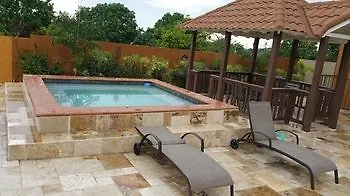 Modern London Decor Guest Apartments Kingston