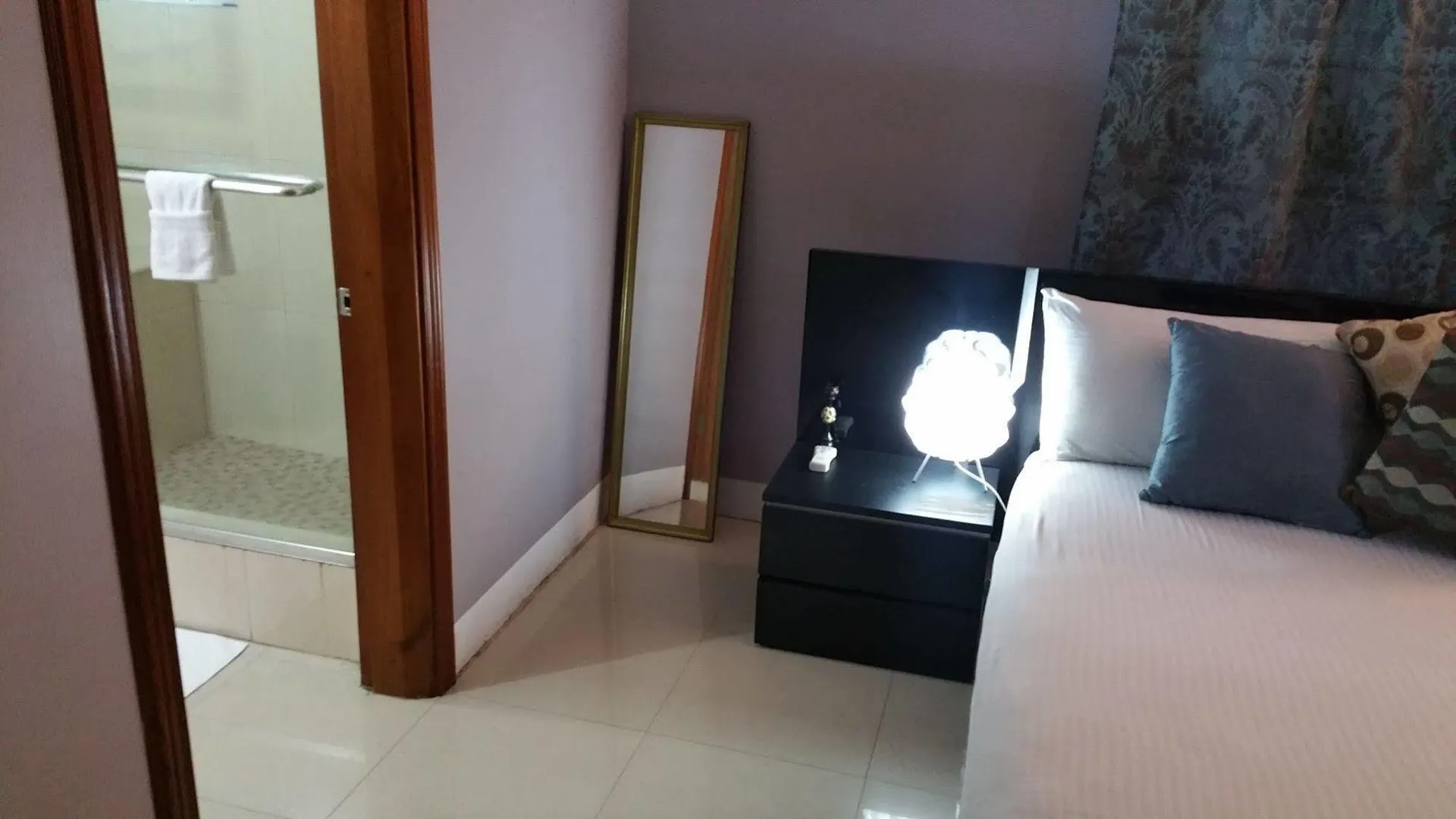 Modern London Decor Guest Apartments Kingston Jamaica