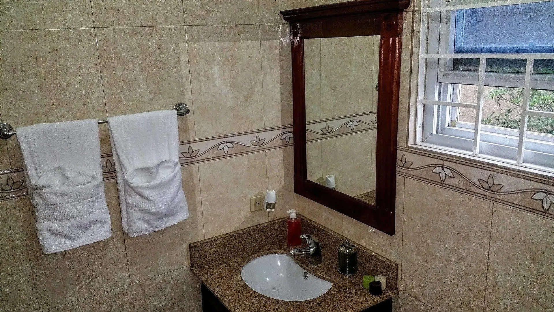 Modern London Decor Guest Apartments Kingston 0*,  Jamaica